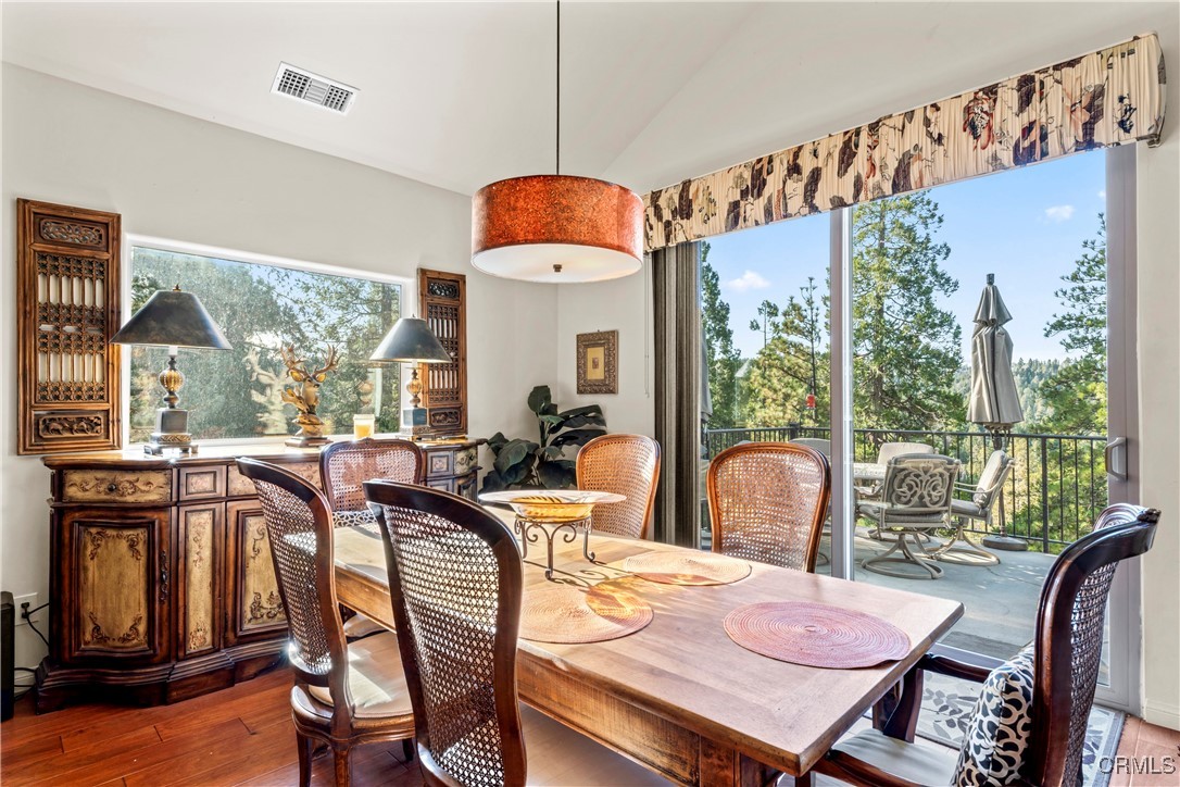 380 Pioneer Road Lake Arrowhead, CA 92352 - Photo 15 of 52