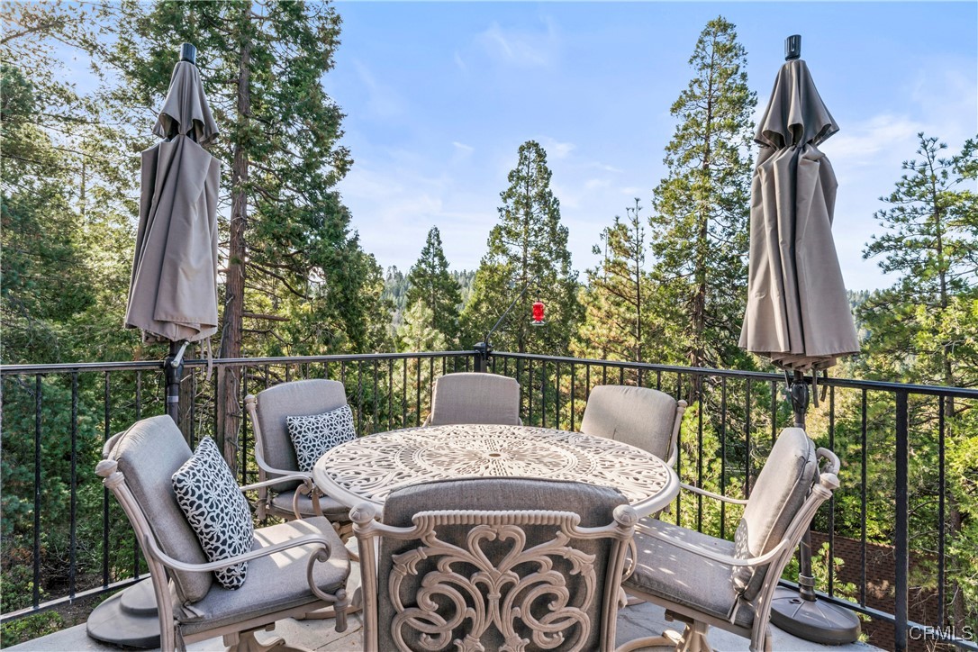 380 Pioneer Road Lake Arrowhead, CA 92352 - Photo 17 of 52