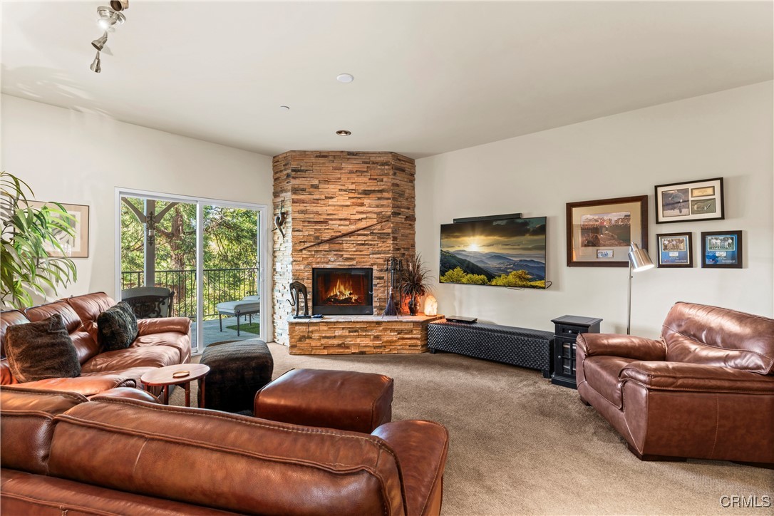 380 Pioneer Road Lake Arrowhead, CA 92352 - Photo 31 of 52