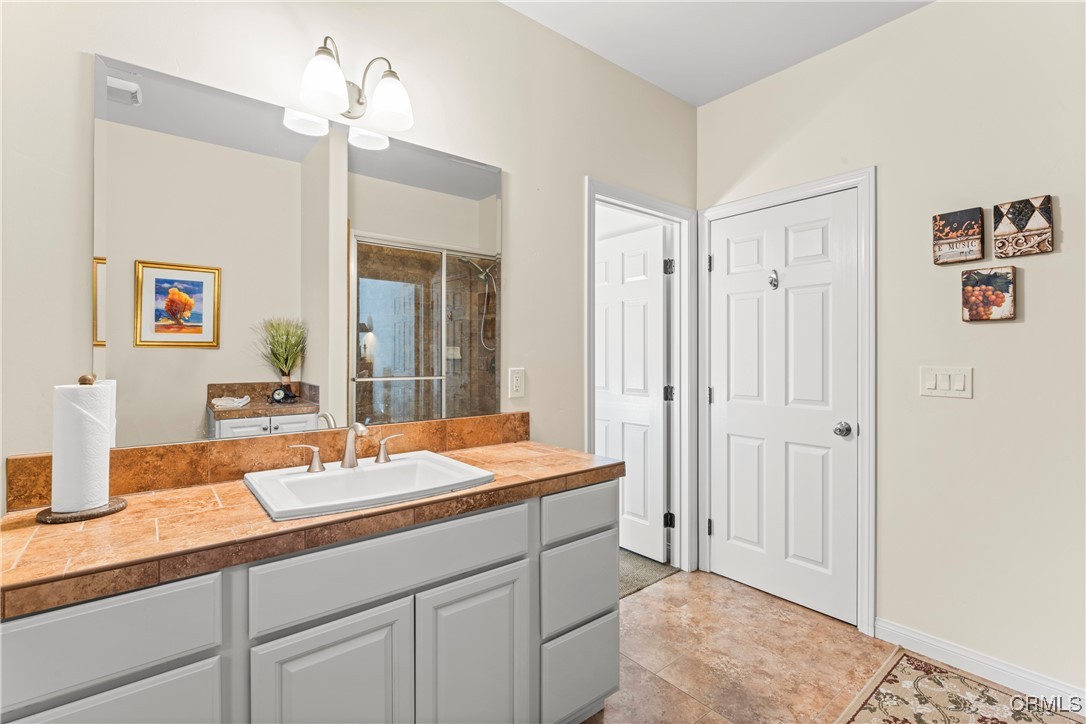 380 Pioneer Road Lake Arrowhead, CA 92352 - Photo 38 of 52