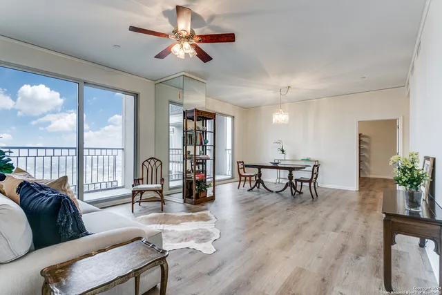 $325,000 | 1 Towers Park Lane, Unit 2216, San Antonio, TX 78209