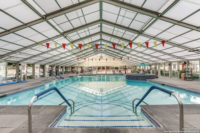 $325,000 | 1 Towers Park Lane, Unit 2216, San Antonio, TX 78209