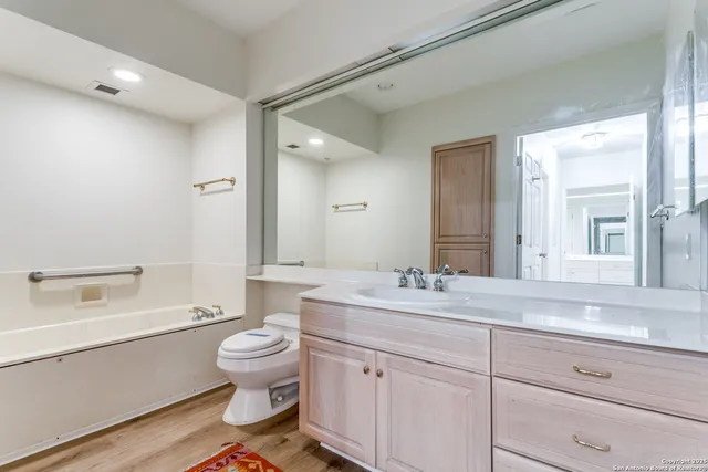 $325,000 | 1 Towers Park Lane, Unit 2216, San Antonio, TX 78209