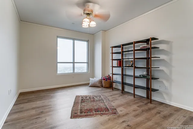 $325,000 | 1 Towers Park Lane, Unit 2216, San Antonio, TX 78209