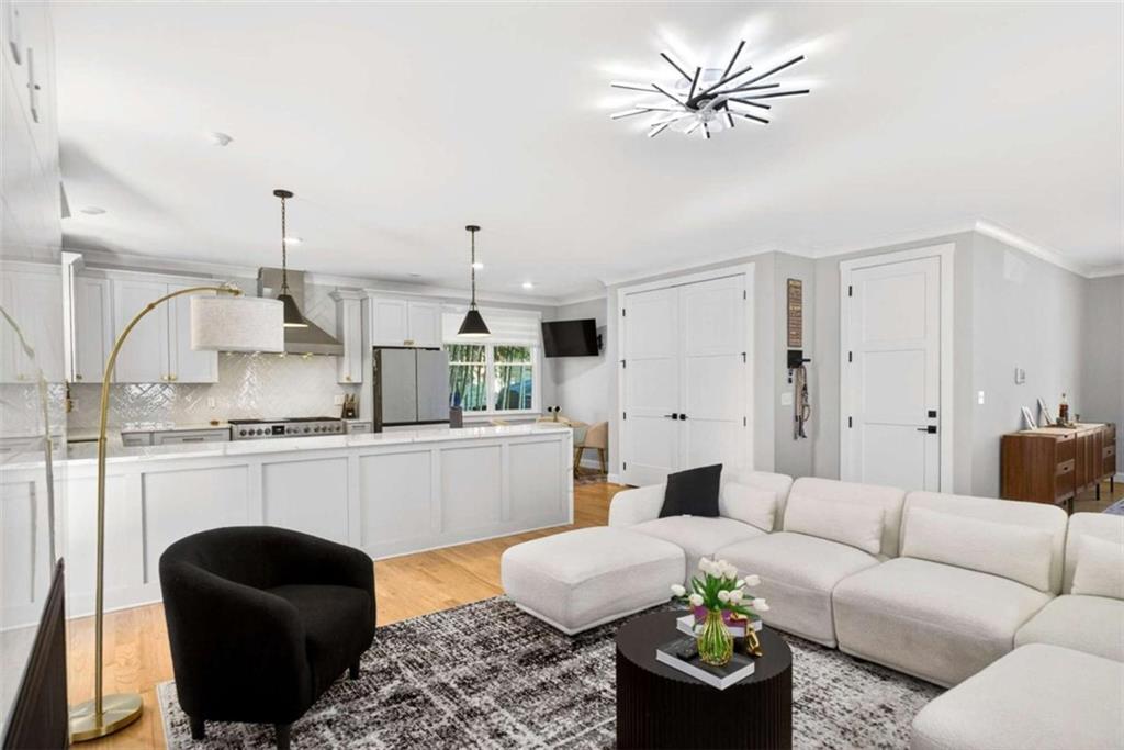 2331 Preston Park Court Decatur, GA 30032 - Photo 12 of 53