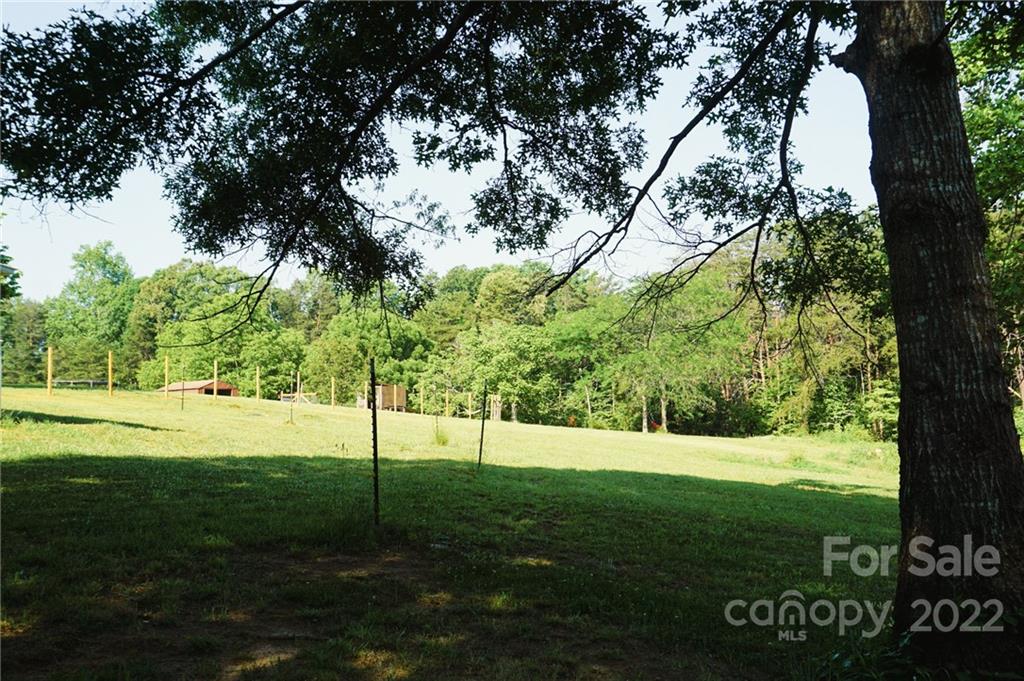 516 Starview Drive Rutherfordton, NC 28139 - Photo 19 of 47 a view of an apartment with a big yard
