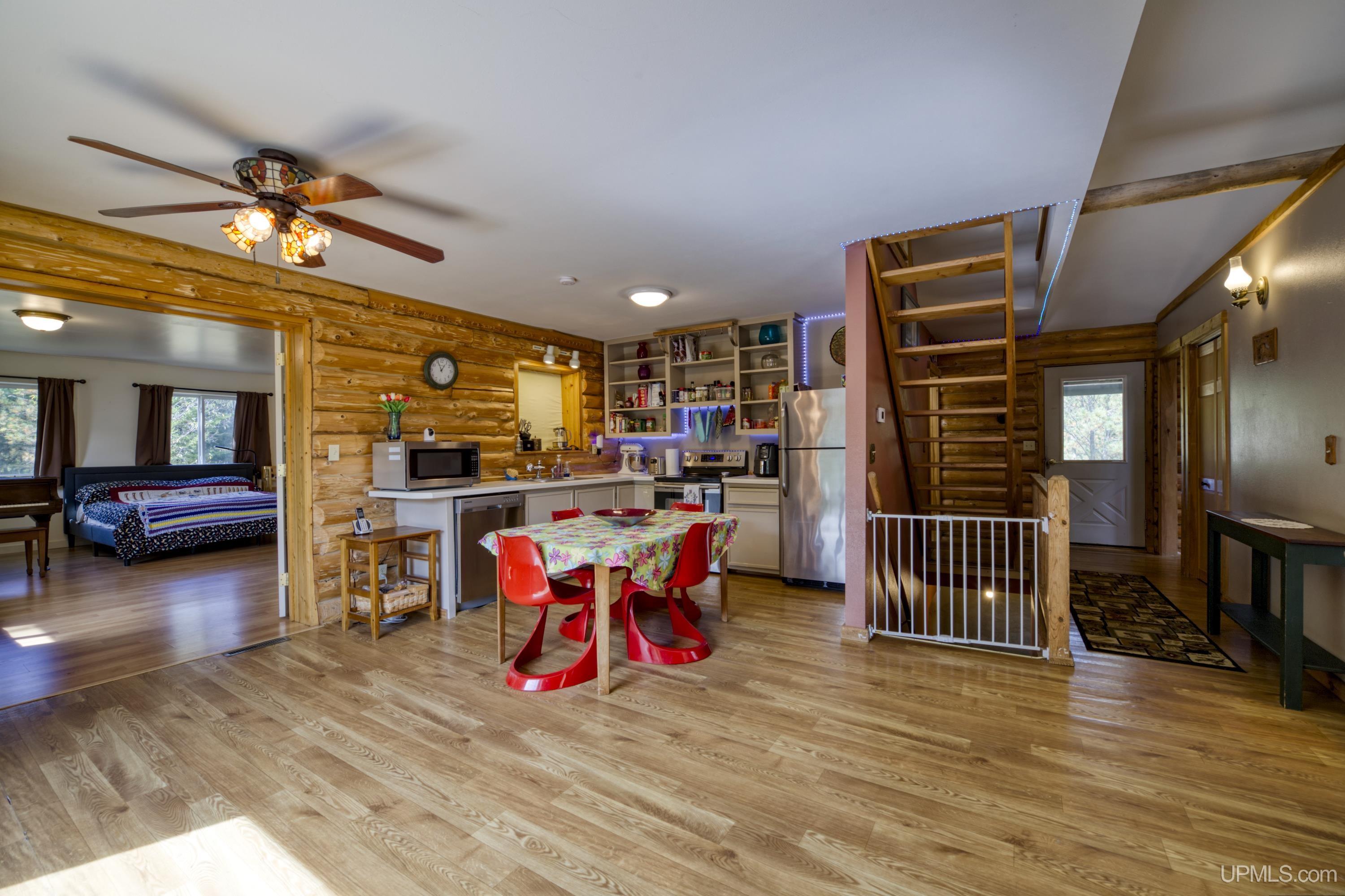 4927 Carlson Road Florence, WI 54121 - Photo 11 of 60 Gallery Image 11