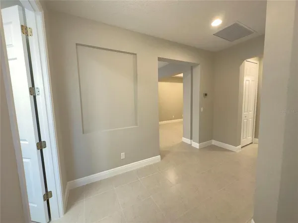 $3,000 | 10509 Klee Avenue, Bradenton, FL 34212