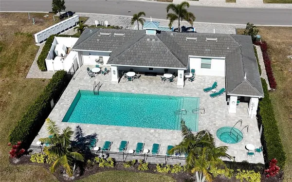 $3,000 | 10509 Klee Avenue, Bradenton, FL 34212