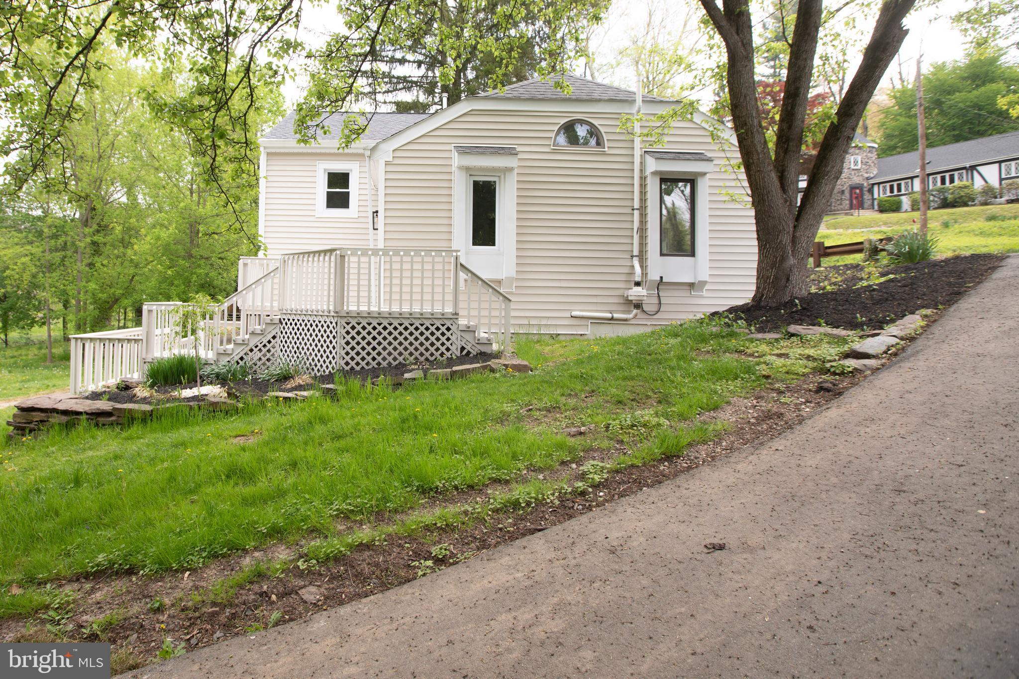 1 Jacobs Creek Road Ewing, NJ 08628 - Photo 4 of 37