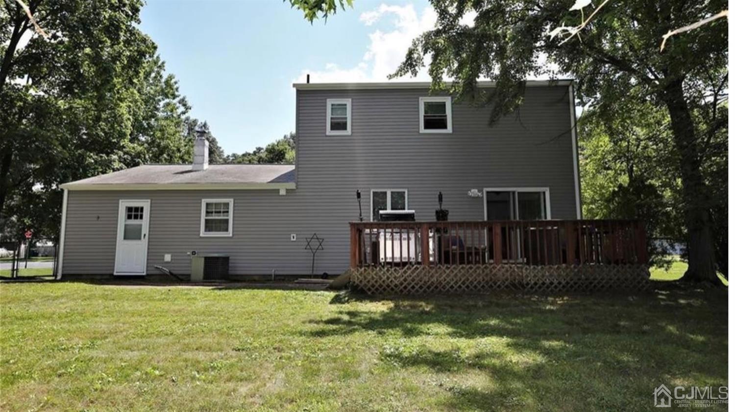 437 Halsey Road North Brunswick, NJ 08902 - Photo 13 of 14 Gallery Image 13