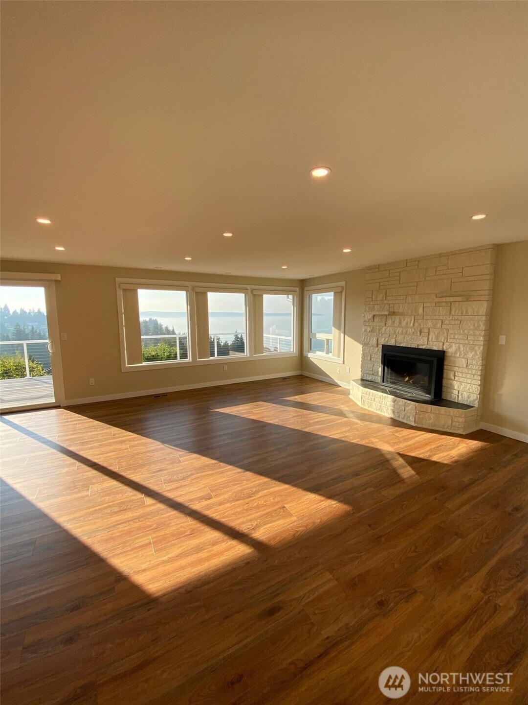 4618 Seahurst Avenue Everett, WA 98203 - Photo 16 of 39