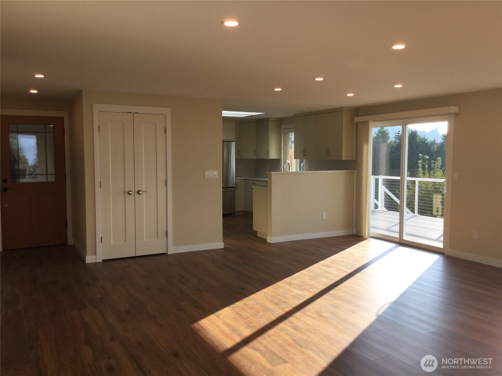 4618 Seahurst Avenue Everett, WA 98203 - Photo 17 of 39