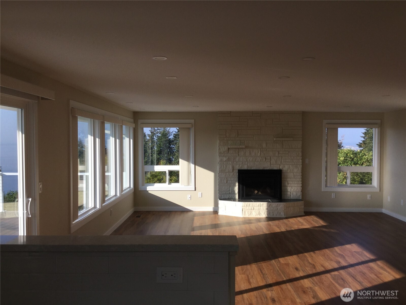 4618 Seahurst Avenue Everett, WA 98203 - Photo 20 of 39