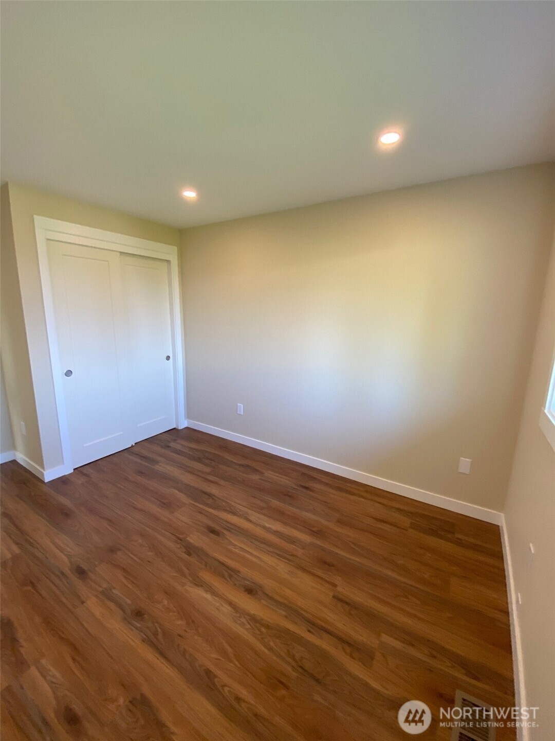 4618 Seahurst Avenue Everett, WA 98203 - Photo 28 of 39