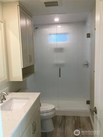 $4,250 | 4618 Seahurst Avenue, Everett, WA 98203