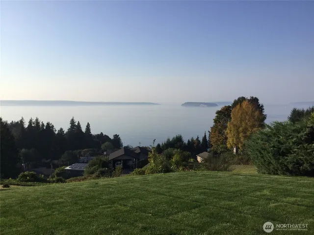 $4,250 | 4618 Seahurst Avenue, Everett, WA 98203