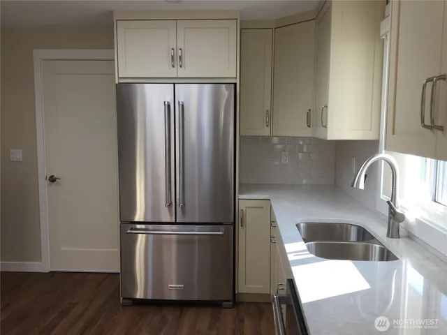 $4,250 | 4618 Seahurst Avenue, Everett, WA 98203