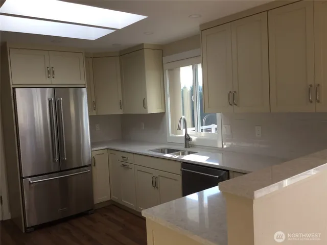 $4,250 | 4618 Seahurst Avenue, Everett, WA 98203