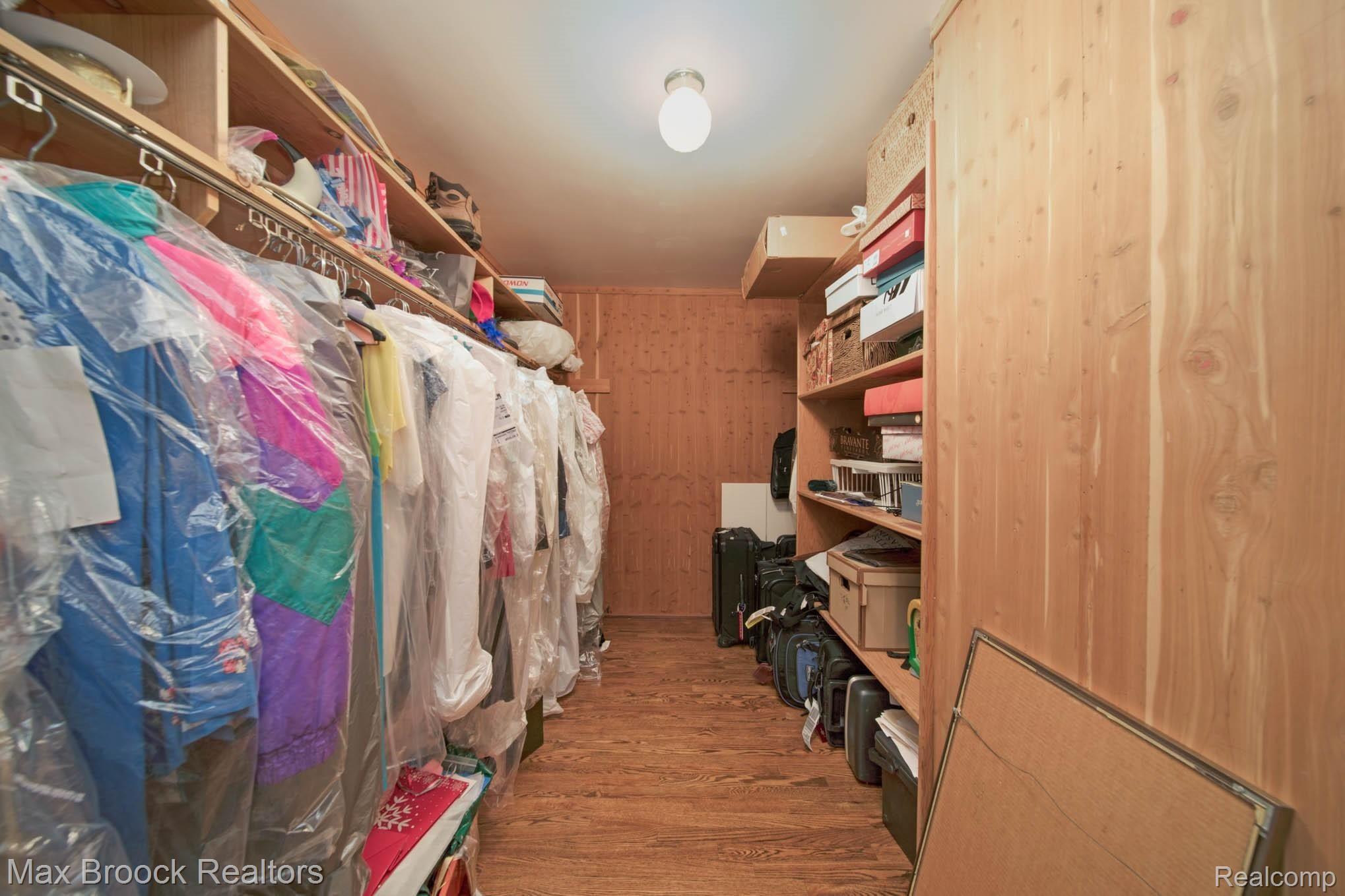 582 Overbrook Road Bloomfield Hills, MI 48302 - Photo 33 of 56 582 Overbrook_36.jpg