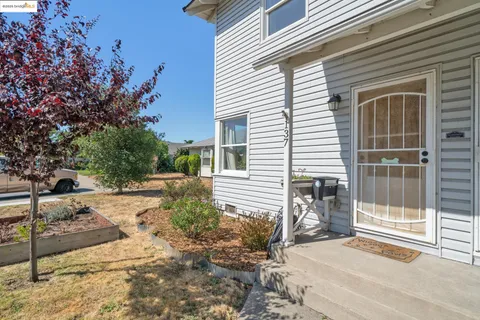 a view of a house with a outdoor space