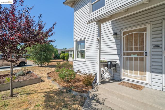a view of a house with a outdoor space