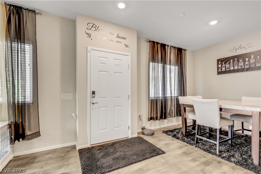 4730 Ridgeley Avenue, Unit 103 North Las Vegas, NV 89084 - Photo 3 of 33
