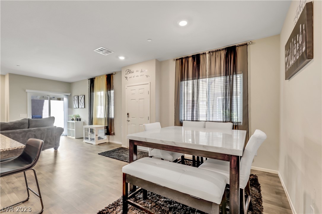 4730 Ridgeley Avenue, Unit 103 North Las Vegas, NV 89084 - Photo 5 of 33