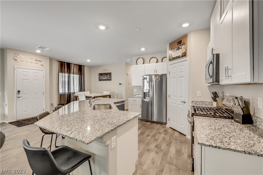 4730 Ridgeley Avenue, Unit 103 North Las Vegas, NV 89084 - Photo 8 of 33