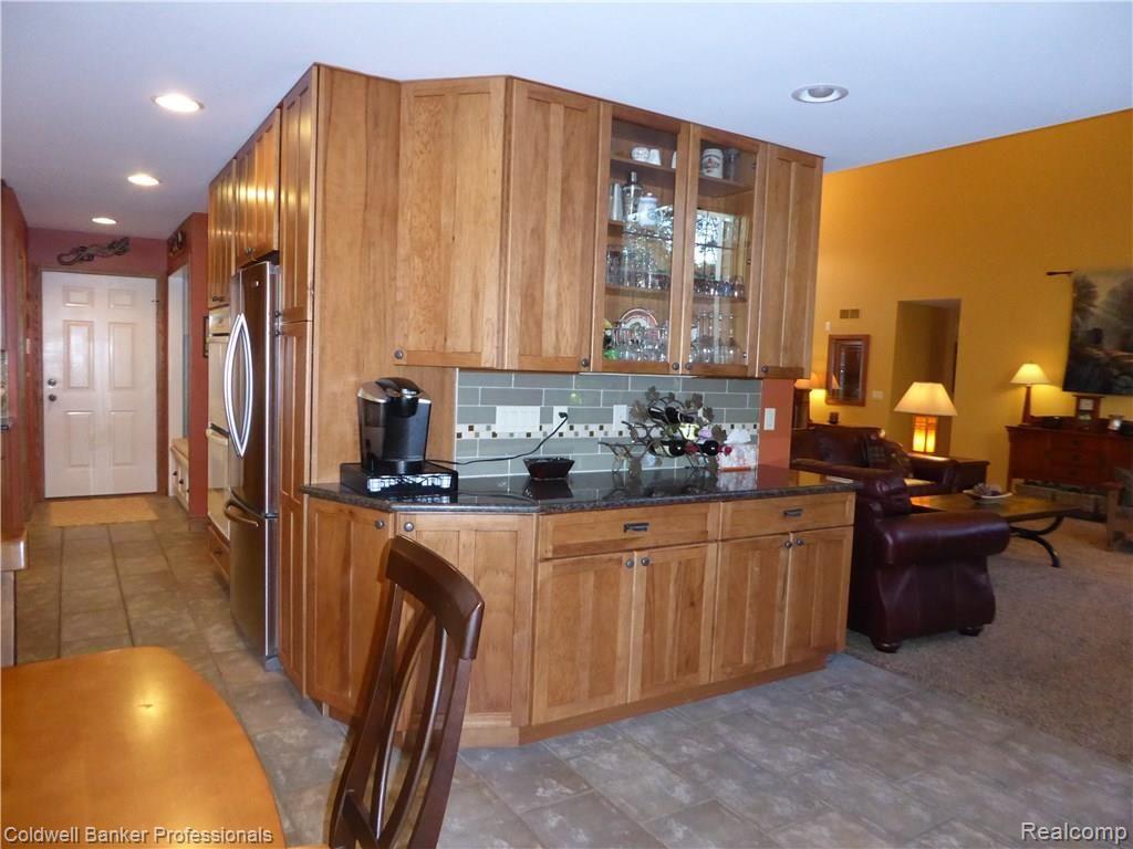 2557 33 Mile Road Romeo, MI 48065 - Photo 9 of 57 Butlers pantry.JPG