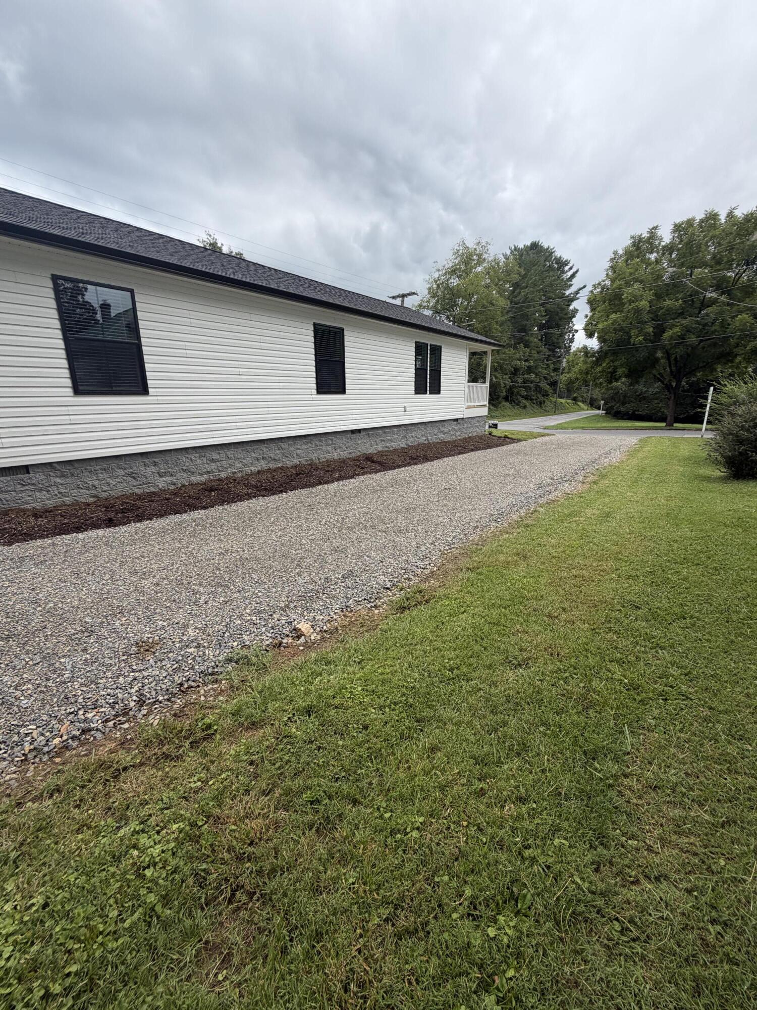 20 Spring Street Rocky Mount, VA 24151 - Photo 34 of 34 IMG_2772