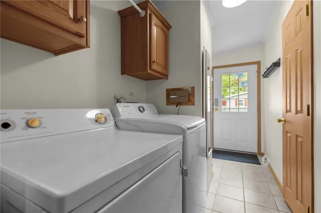 $249,000 | 9 Giovanni Rose Court, Coventry, RI 02816