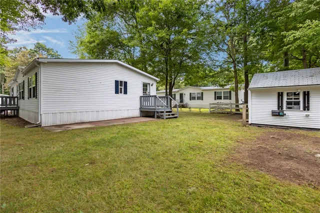 $249,000 | 9 Giovanni Rose Court, Coventry, RI 02816