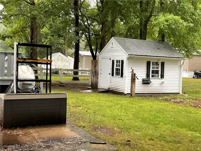 $249,000 | 9 Giovanni Rose Court, Coventry, RI 02816