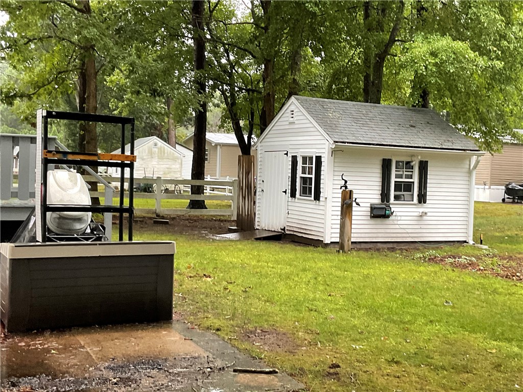 9 Giovanni Rose Court Coventry, RI 02816 - Photo 38 of 39