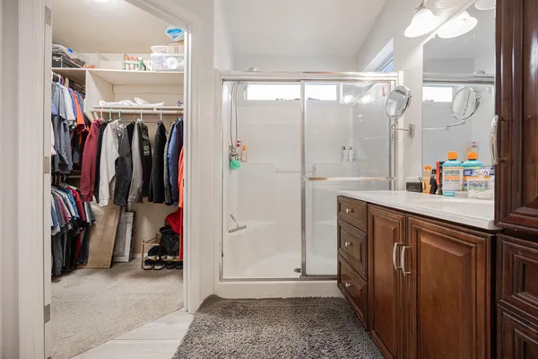 $2,895 | 15614 North 34th Street, Phoenix, AZ 85032