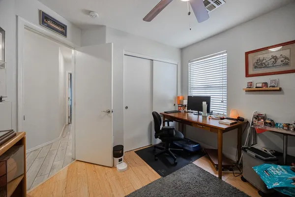 $2,895 | 15614 North 34th Street, Phoenix, AZ 85032