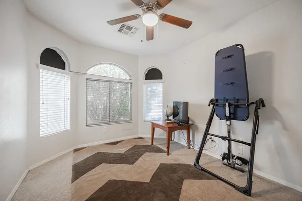 $2,895 | 15614 North 34th Street, Phoenix, AZ 85032