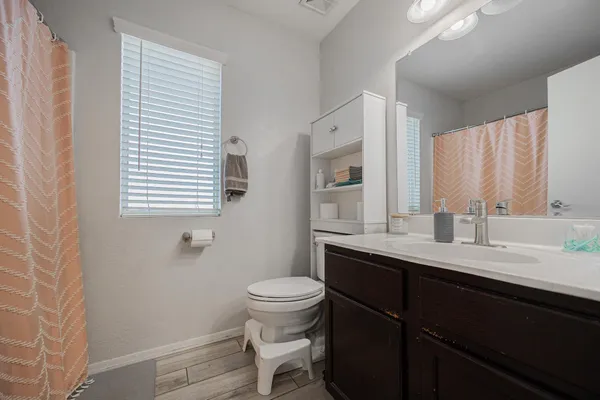 $2,895 | 15614 North 34th Street, Phoenix, AZ 85032