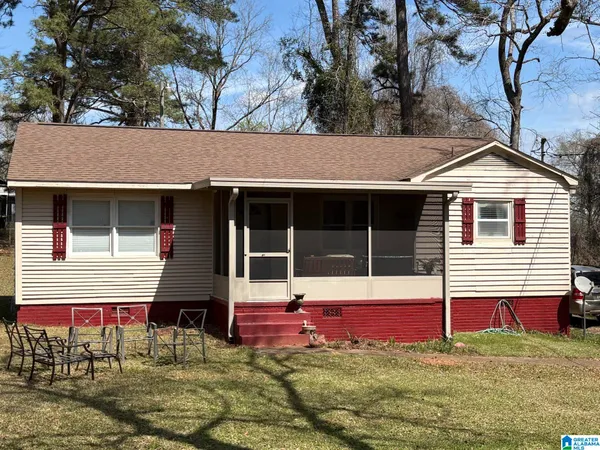 $100,000 | 1988 County Road, Alexander City, AL 35010