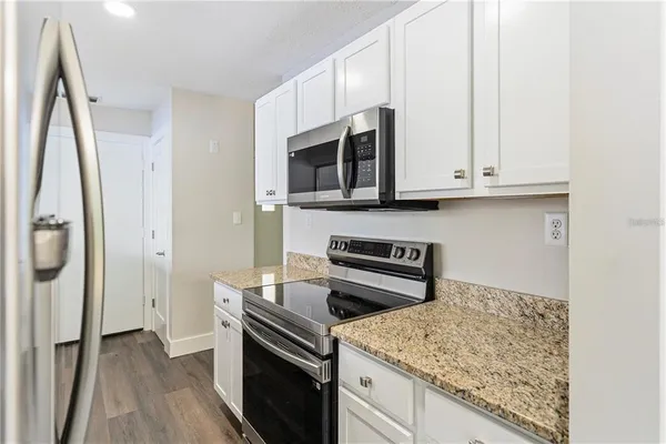 $1,900 | 616 Water Road, Ocala, FL 34472