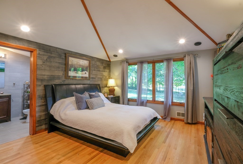 32 Old Tavern Road Wayland, MA 01778 - Photo 5 of 10 Gallery Image 5