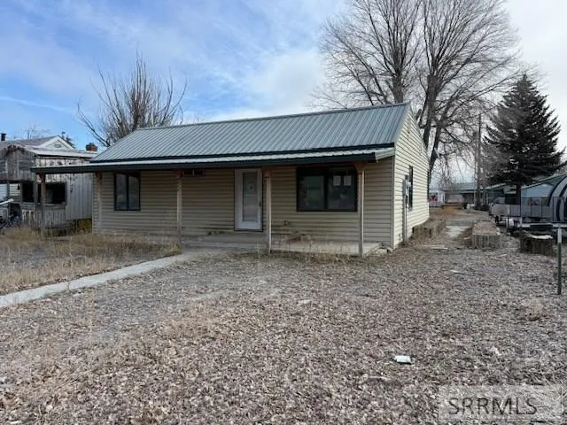 $139,900 | 667 Decoria Avenue, Arco, ID 83213