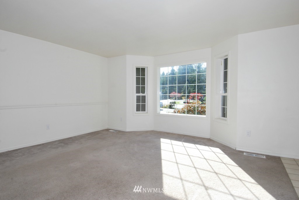 209 East Springfield Loop Shelton, WA 98584 - Photo 2 of 13 Gallery Image 2