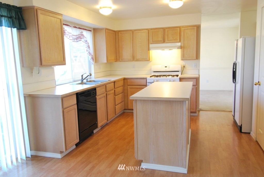 209 East Springfield Loop Shelton, WA 98584 - Photo 4 of 13 Gallery Image 4