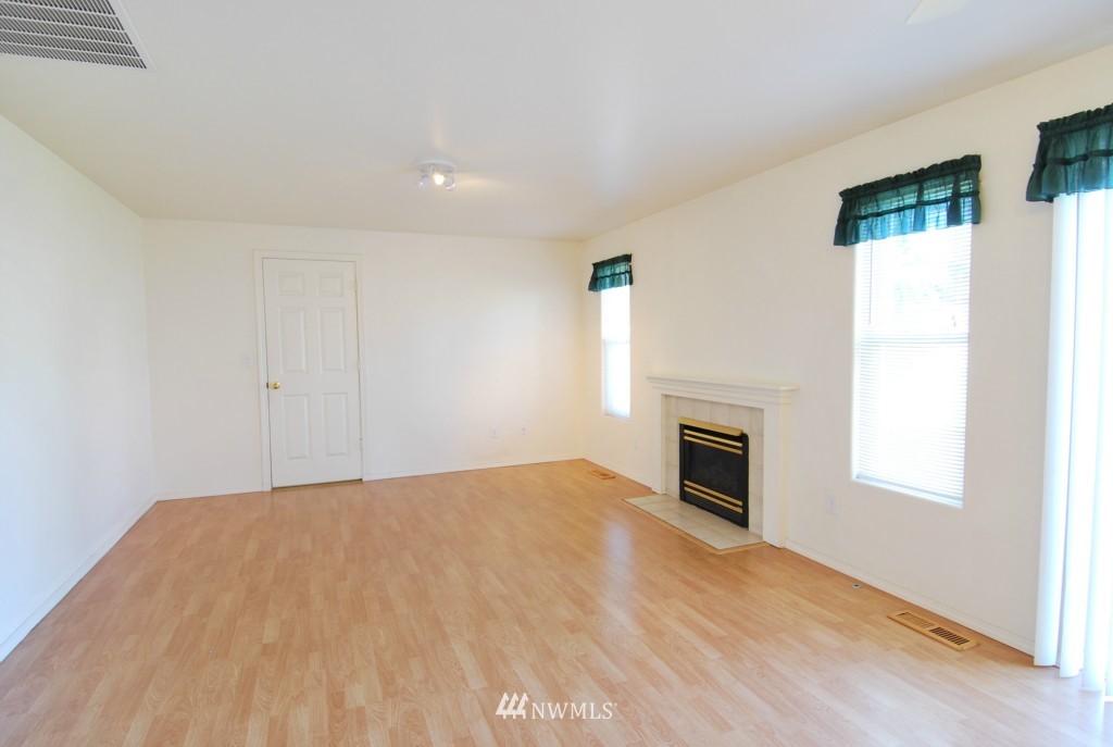 209 East Springfield Loop Shelton, WA 98584 - Photo 6 of 13 Gallery Image 6