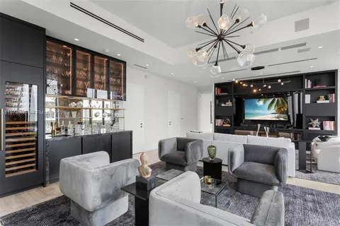 $7,250,000 | 2821 South Bayshore Drive, Unit 8A, Coconut Grove, FL 33133