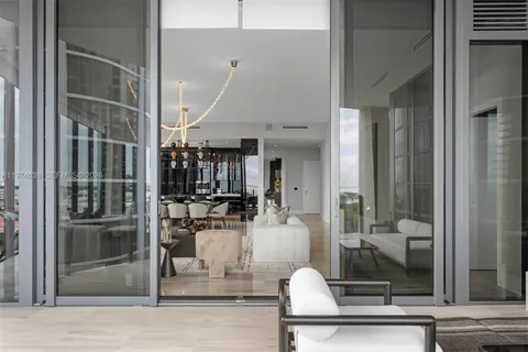 $7,250,000 | 2821 South Bayshore Drive, Unit 8A, Coconut Grove, FL 33133