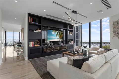 $7,250,000 | 2821 South Bayshore Drive, Unit 8A, Coconut Grove, FL 33133