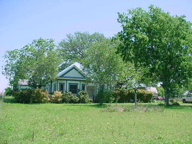 127 Old Luling Road Lockhart, TX 78644 - Photo 1 of 1 Gallery Image 1